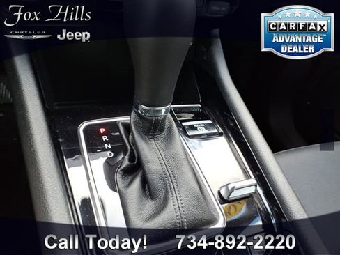 Used 2026 Jeep Compass Limited image 22