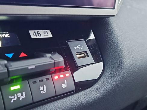 New 2026 Toyota Tundra Limited image 16