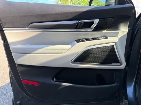 Used 2020 Kia Telluride S AWD/4WD image 12