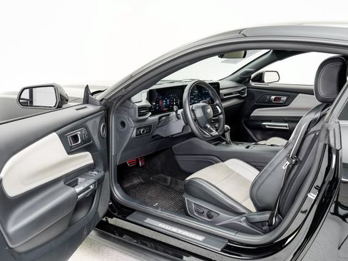 Used 2024 Ford Mustang Premium RWD image 7
