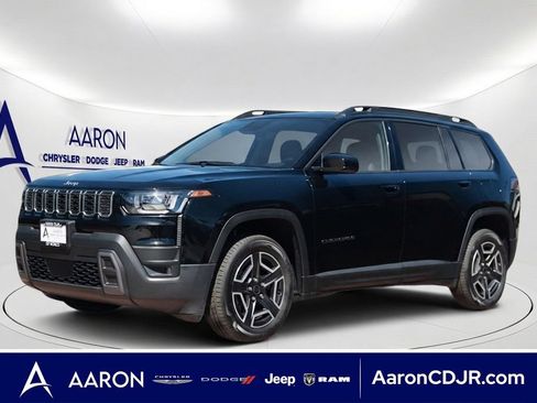 New 2026 Jeep Cherokee Laredo AWD/4WD image 1