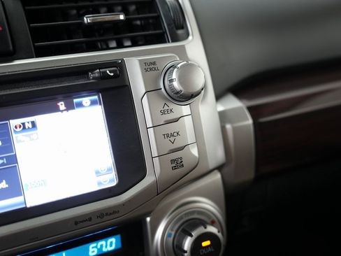 Used 2019 Toyota 4Runner Limited image 27