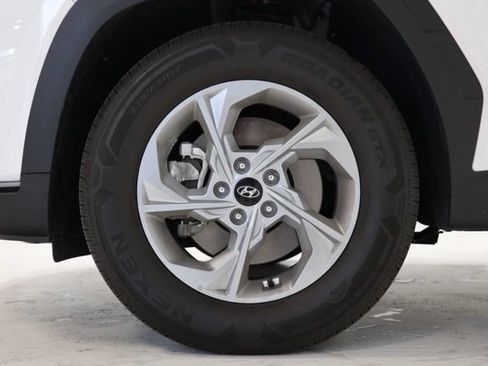 Used 2023 Hyundai Tucson SEL FWD image 9