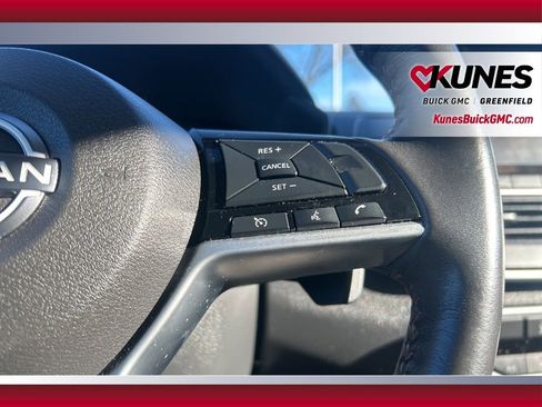 Used 2024 Nissan Altima 2.5 SR image 19