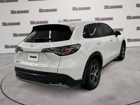 Certified 2024 Honda HR-V EX-L image 5