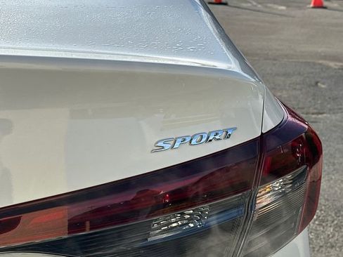 Used 2025 Honda Civic Sport image 13