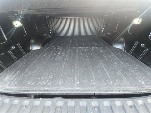 Used 2022 Toyota Tundra Platinum image 16