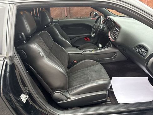 Used 2019 Dodge Challenger GT w/ Plus Package image 27