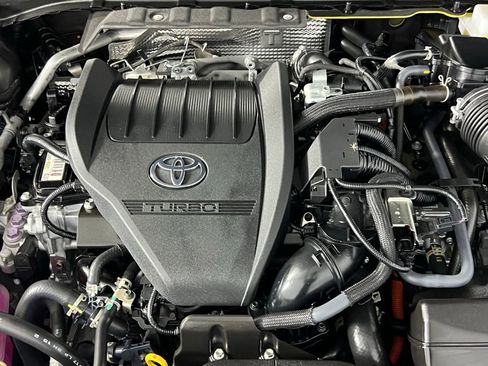 Used 2025 Toyota Crown Platinum image 34