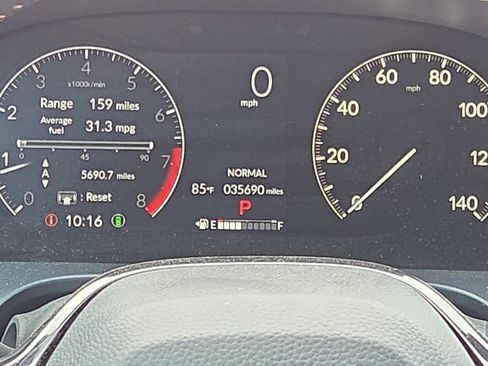 Used 2025 Honda HR-V Sport image 29