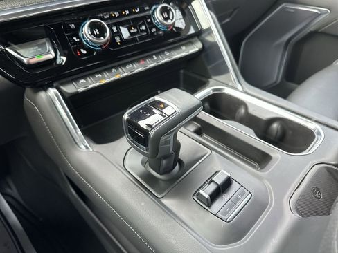 Used 2022 GMC Sierra 1500 Denali w/ Technology Package image 19