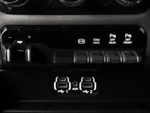 Used 2021 RAM 2500 Laramie w/ Night Edition AWD/4WD image 41