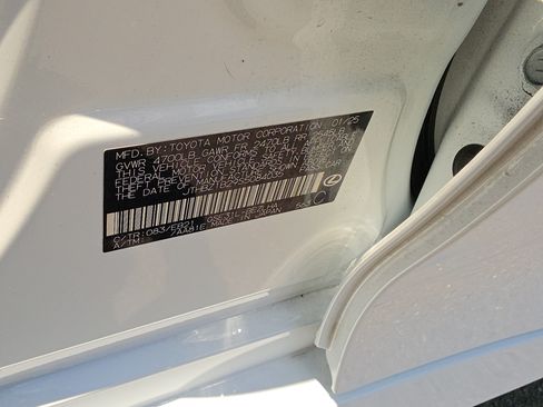 Used 2025 Lexus IS 350 F Sport RWD image 33