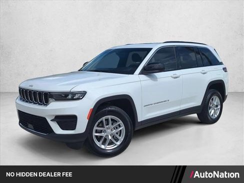 Used 2025 Jeep Grand Cherokee Laredo X w/ Luxury Tech Group I RWD image 1