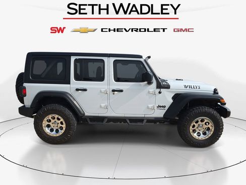 Used 2021 Jeep Wrangler Unlimited Sport AWD/4WD image 8