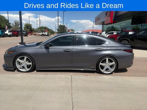Used 2019 Lexus ES 300h w/ Premium Package FWD image 8