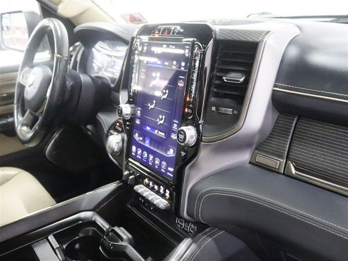 Used 2019 RAM 1500 Limited AWD/4WD image 31