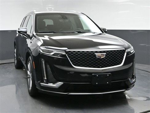 Certified 2022 Cadillac XT6 Premium Luxury w/ Technology Package image 1