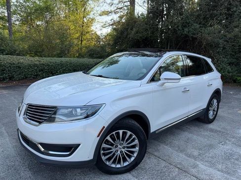 Used 2016 Lincoln MKX Select w/ Select Plus Package image 3