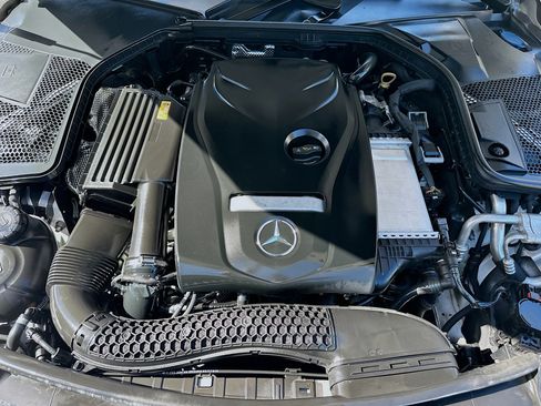 Used 2018 Mercedes-Benz C 300 Sedan image 31
