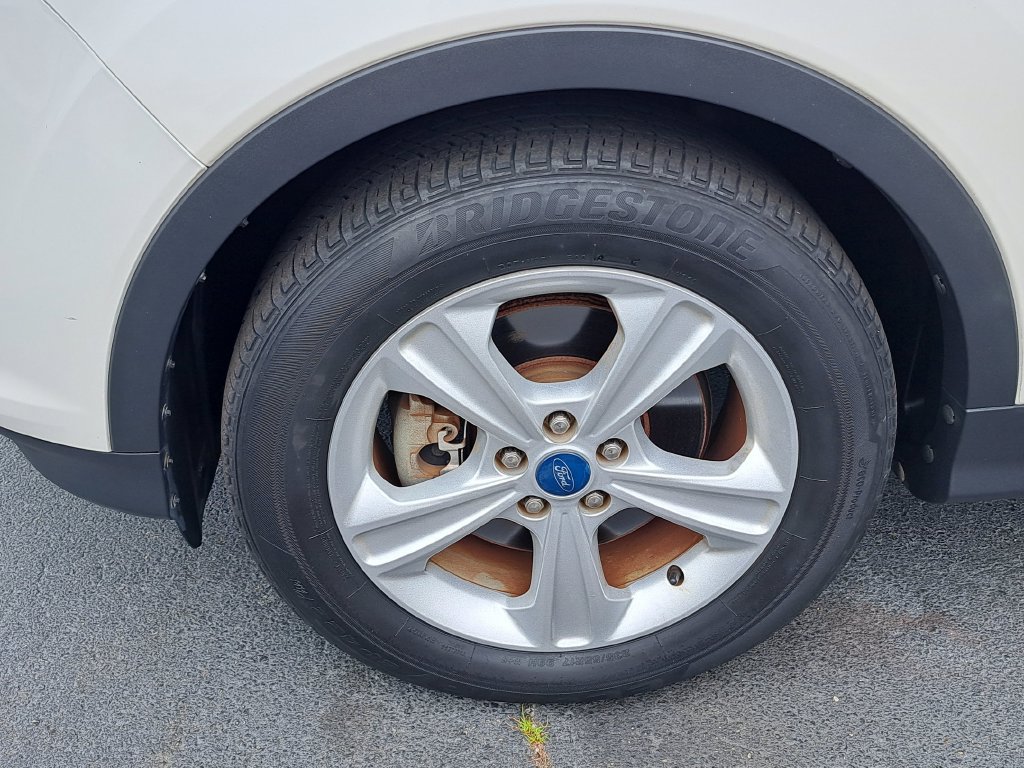 Used 2013 Ford Escape SE FWD image 17