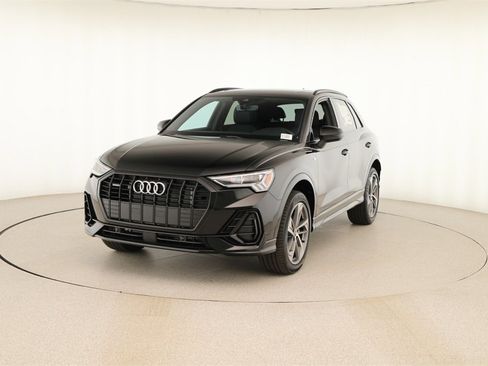 New 2025 Audi Q3 2.0T Premium image 12