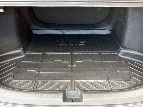 Used 2024 Honda Civic Sport image 29