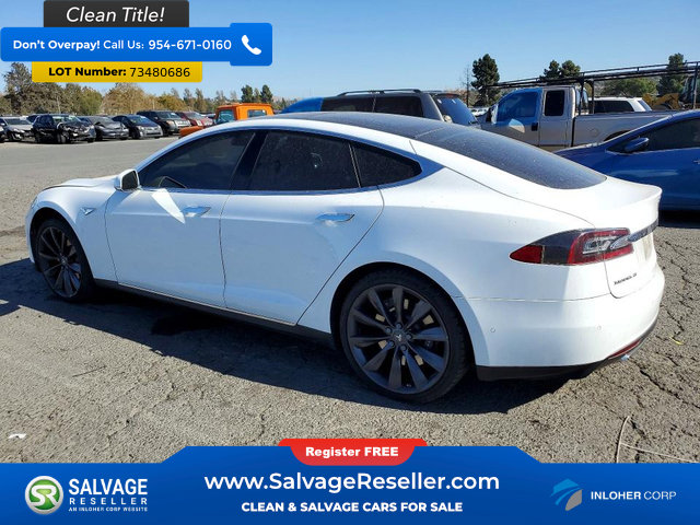 Used 2015 Tesla Model S 85 RWD image 3