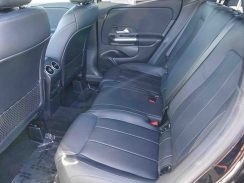 Certified 2025 Mercedes-Benz GLA 250 GLA 250 image 18