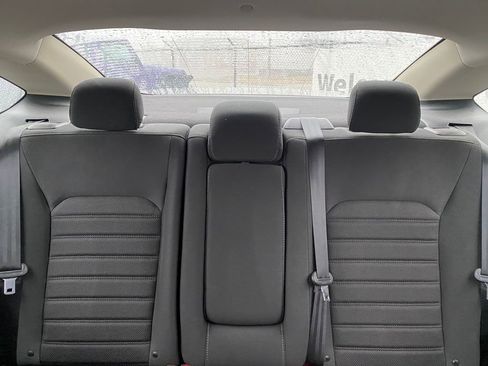 Used 2019 Ford Fusion SE image 26