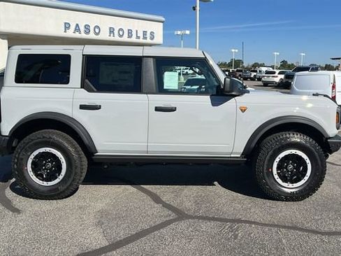 New 2026 Ford Bronco Badlands AWD/4WD image 2