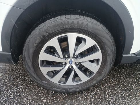 Used 2021 Subaru Outback Premium w/ Popular Package #1 image 11