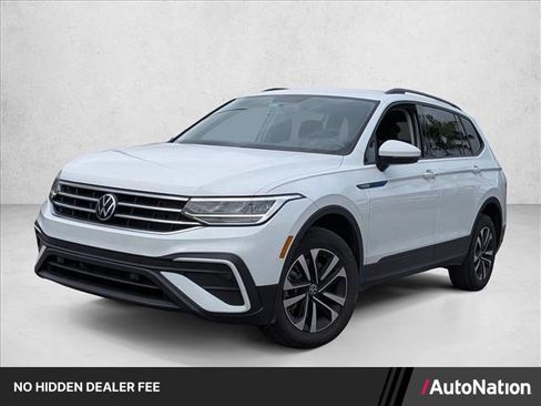 Used 2022 Volkswagen Tiguan S FWD image 1