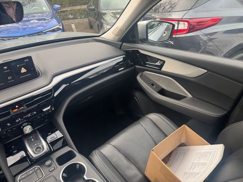 Certified 2023 Acura MDX SH-AWD w/ Technology Package image 16