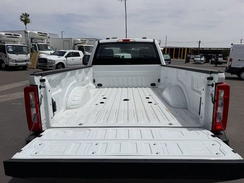 Used 2024 Ford F250 XL AWD/4WD image 9