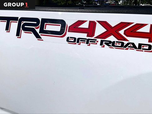 Used 2023 Toyota Tacoma TRD Off-Road w/ TRD Premium Off Road Package AWD/4WD image 10