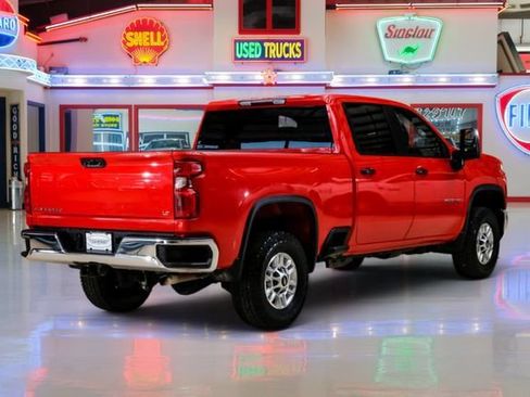 Used 2023 Chevrolet Silverado 2500 LT w/ Z71 Off-Road Package AWD/4WD image 3