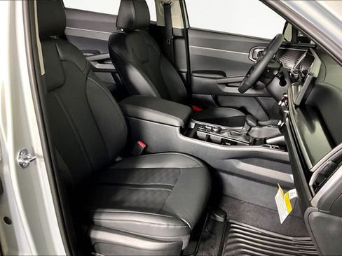 New 2026 Kia Sorento S AWD/4WD image 11