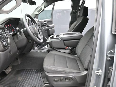 Used 2025 Chevrolet Silverado 1500 Custom w/ Turbomax Blackout Package AWD/4WD image 12
