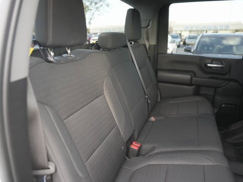 Used 2023 Chevrolet Silverado 2500 Custom w/ Custom Value Package image 16