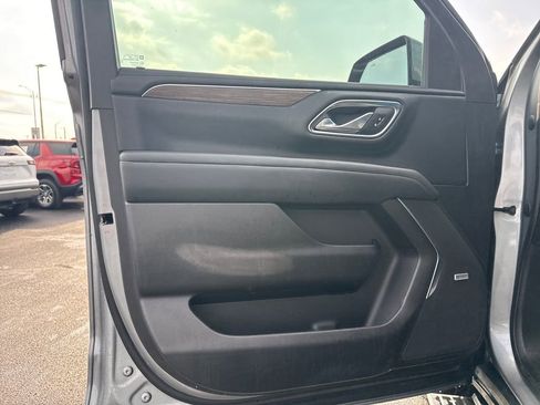 Used 2023 Chevrolet Tahoe High Country image 10