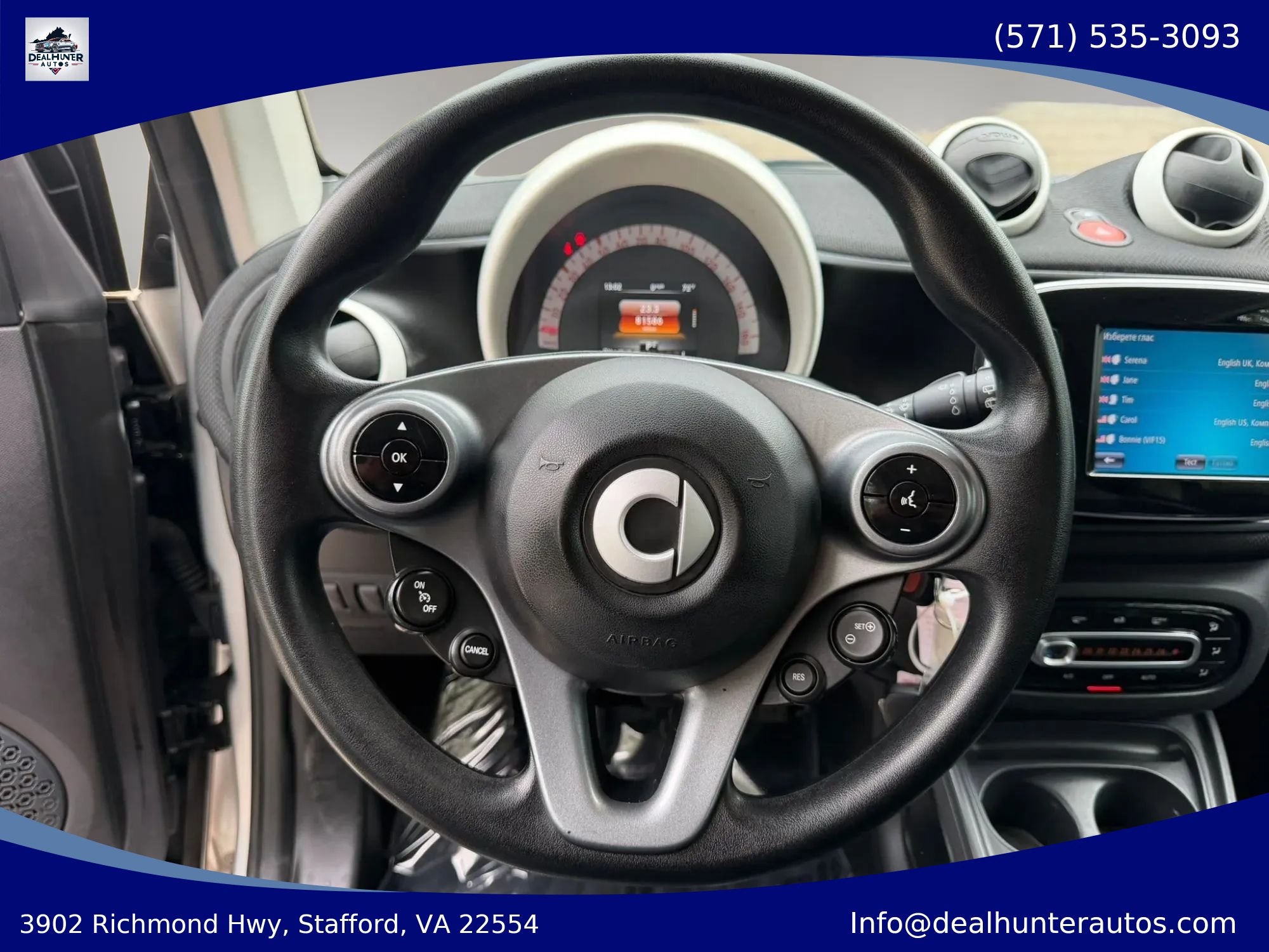 Used 2016 smart fortwo pure RWD image 21