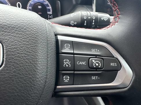 Used 2022 Jeep Compass Trailhawk w/ Trailhawk Elite Group AWD/4WD image 23
