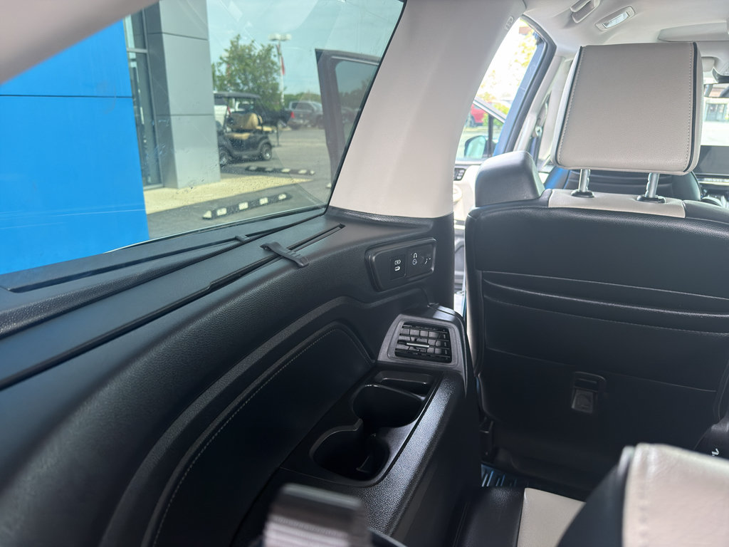 Used 2025 Honda Odyssey Elite image 13