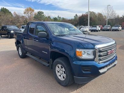 Used 2020 GMC Canyon W/T w/ Convenience Package