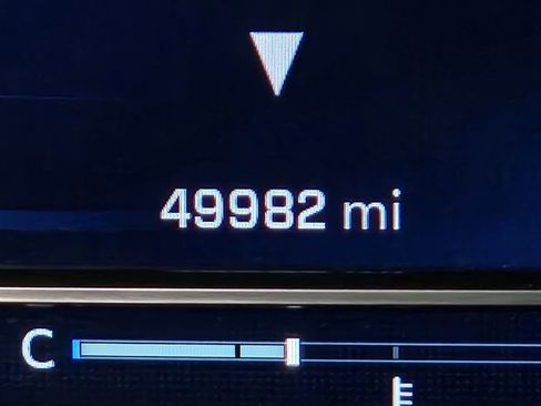 Used 2023 Chevrolet Silverado 1500 RST image 38