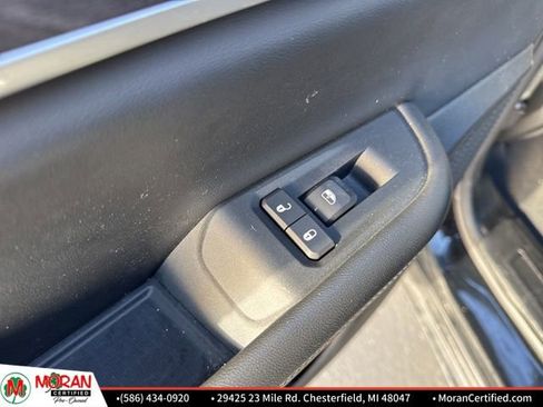 Used 2023 Jeep Grand Cherokee Limited image 24