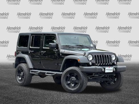 Used 2017 Jeep Wrangler Unlimited Sport AWD/4WD image 2