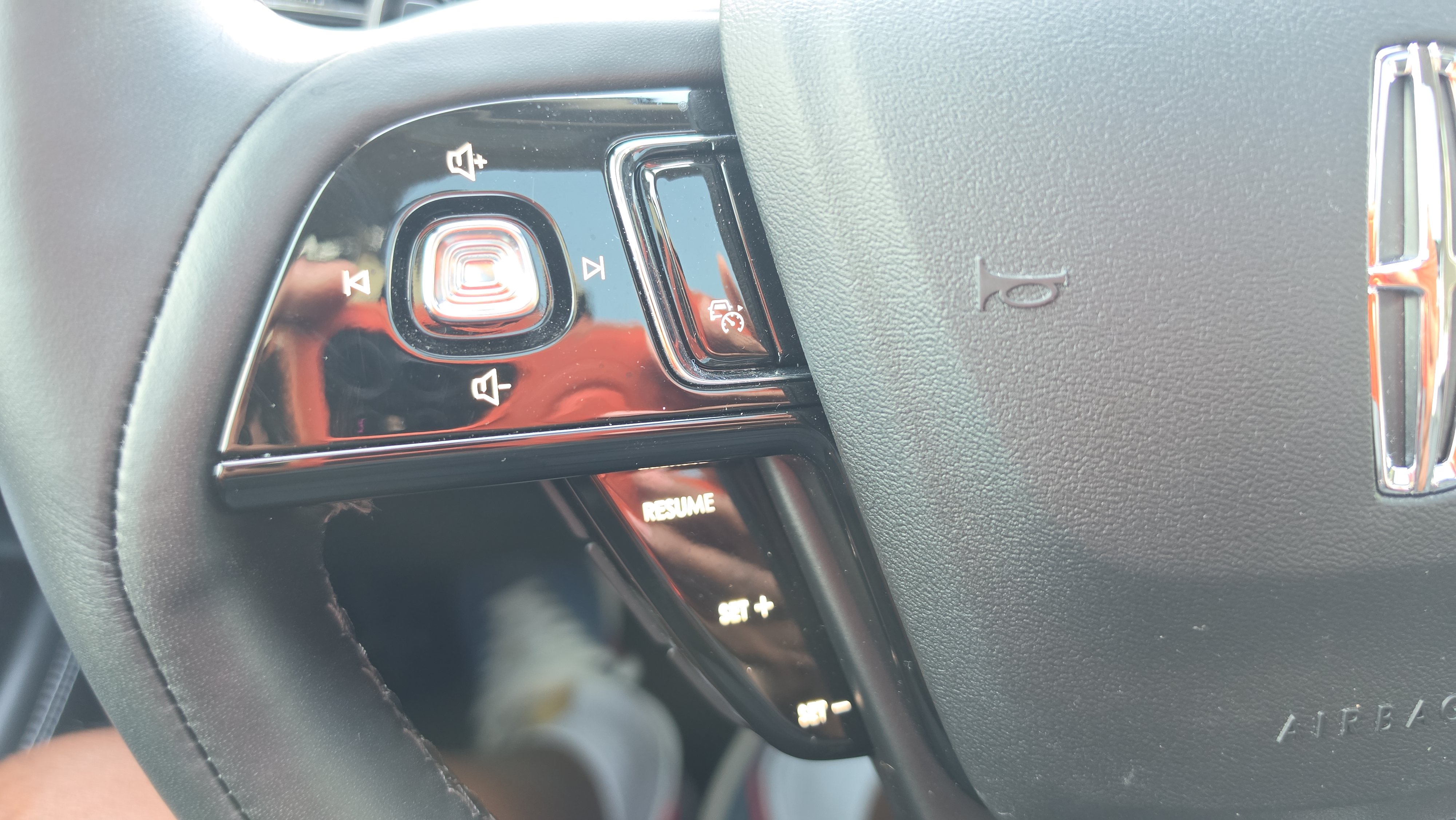 New 2025 Lincoln Corsair Reserve AWD/4WD image 12