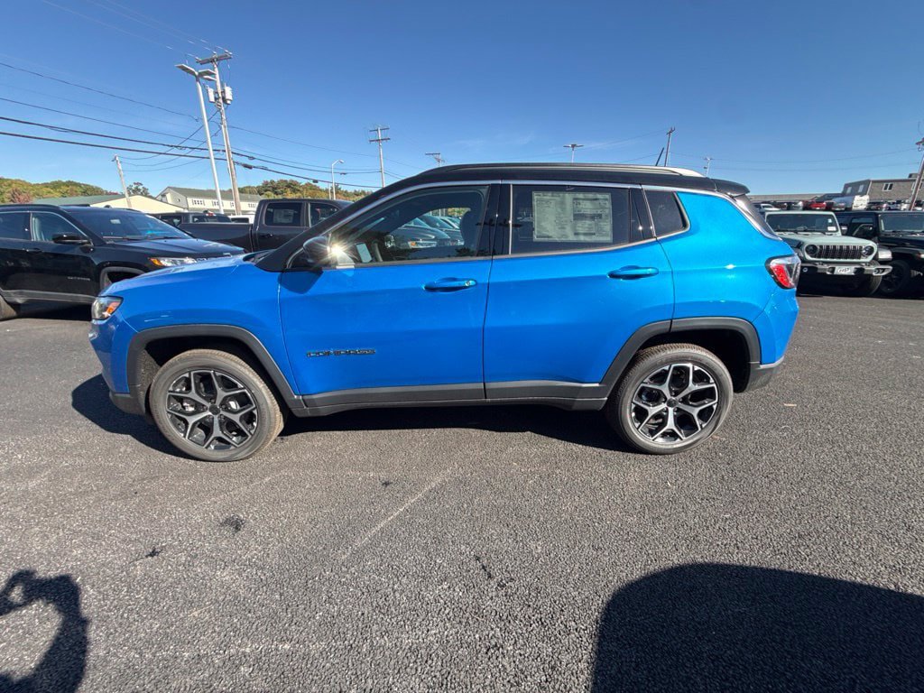 New 2026 Jeep Compass Limited AWD/4WD image 2